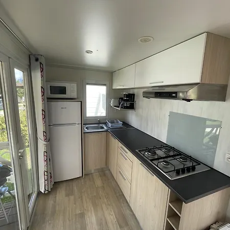 Camping Le Solitaire Du Lac Saint-Jorioz Room photo
