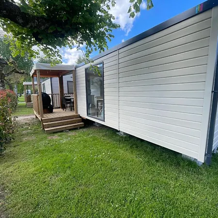 Camping Le Solitaire Du Lac Saint-Jorioz Room photo